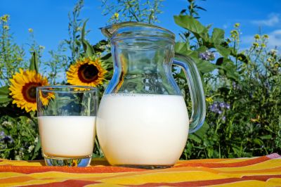 空腹可以吃香蕉、喝牛奶?真正不能空腹吃的食物是这些!
