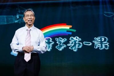 84岁钟南山,步态不输年轻人!一起揭秘钟老养生经